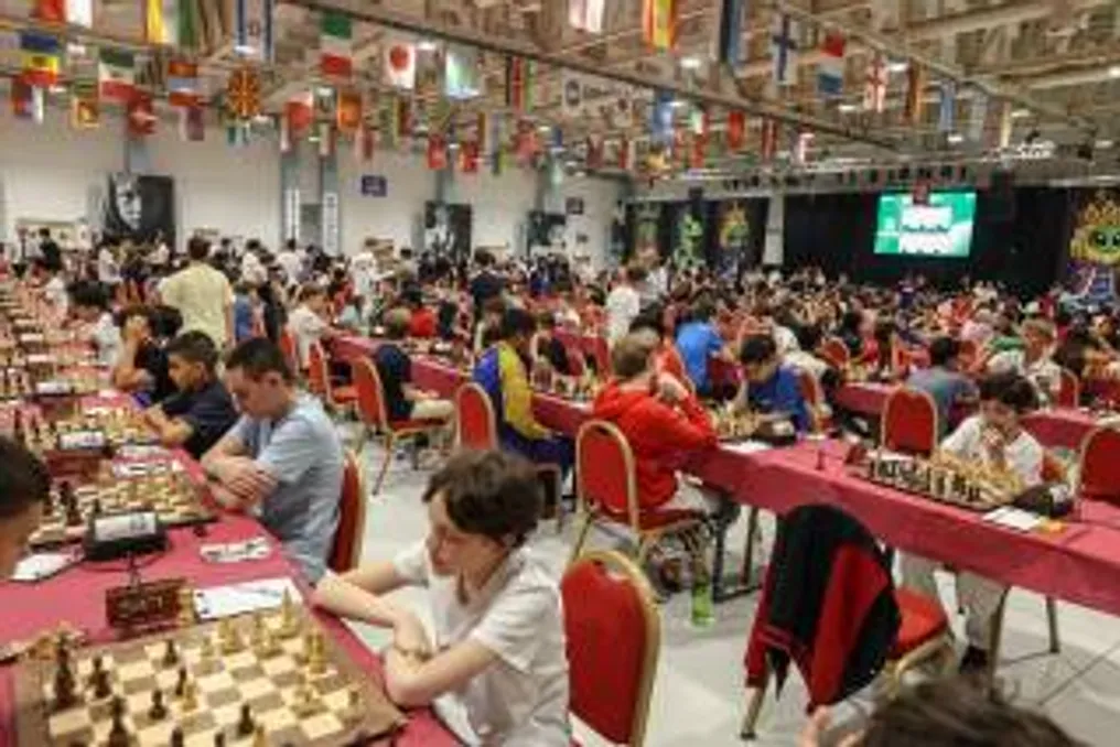 Participantes do Campeonato Mundial Juvenil de Xadrez jogarão contra representantes dos EUA