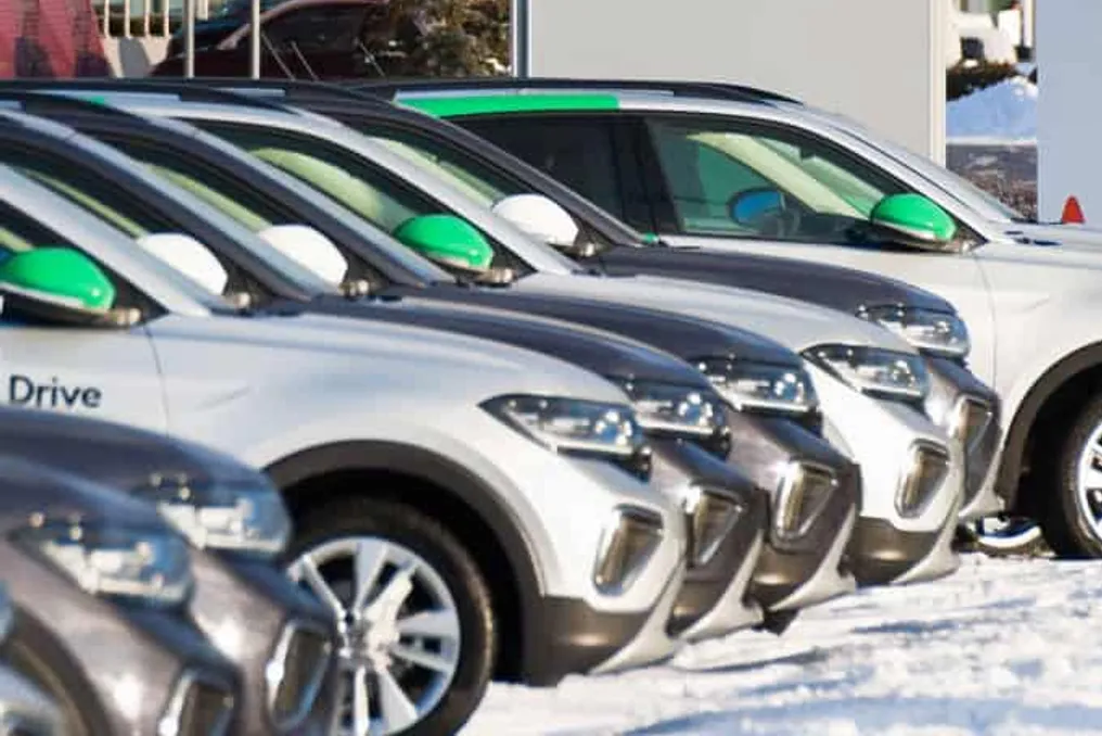 Volkswagen evaluates mass layoffs and factory closures in Germany due to market pressure