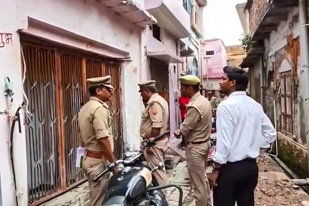 Polícia desvenda esquema de roubo de doações em Ram Mandir: cinco dos oito suspeitos moram próximos ou são parentes