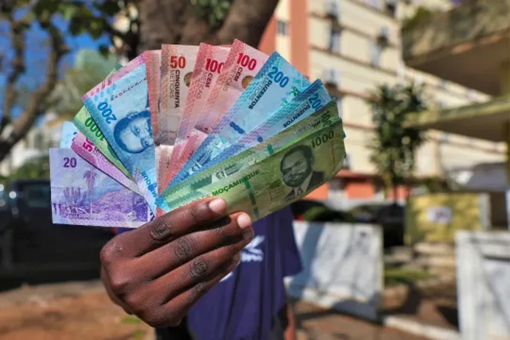 Moçambique troca mais 17,7 milhões de dívida no sexto leilão deste ano
