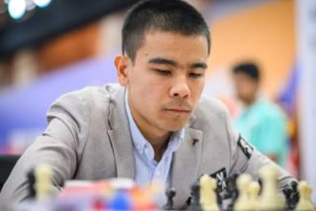 De acordo com o ranking da FIDE, Shamsiddin Vohidov é reconhecido como um dos jogadores de xadrez mais sortudos do mês passado