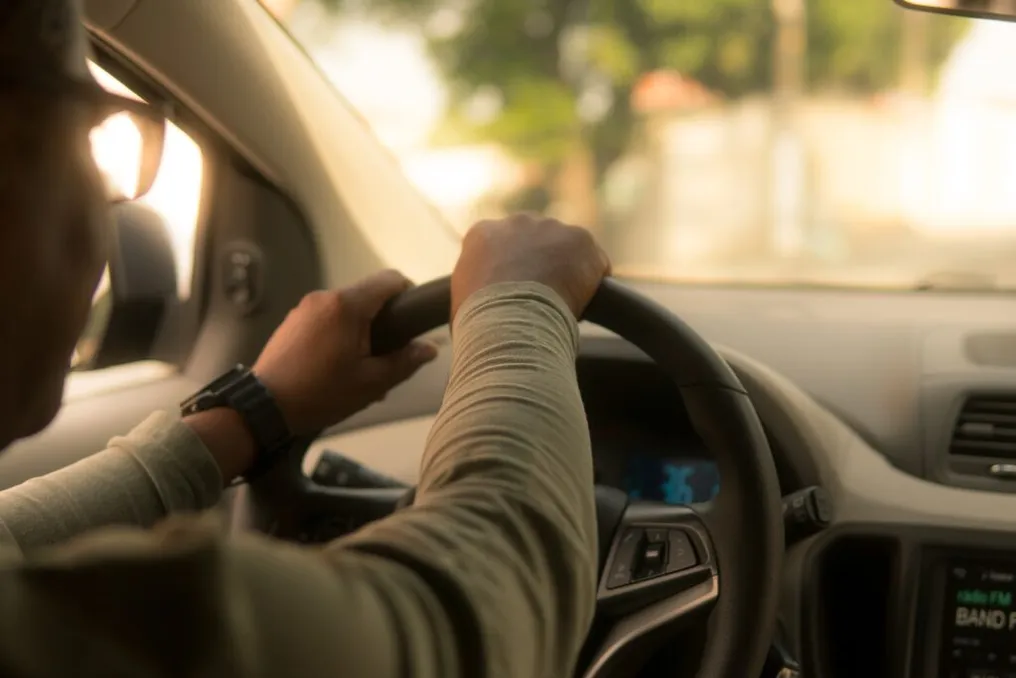 Viajantes no Aeroporto de Cidade do Cabo são Alertados sobre Golpistas que se Passam por Motoristas do Uber