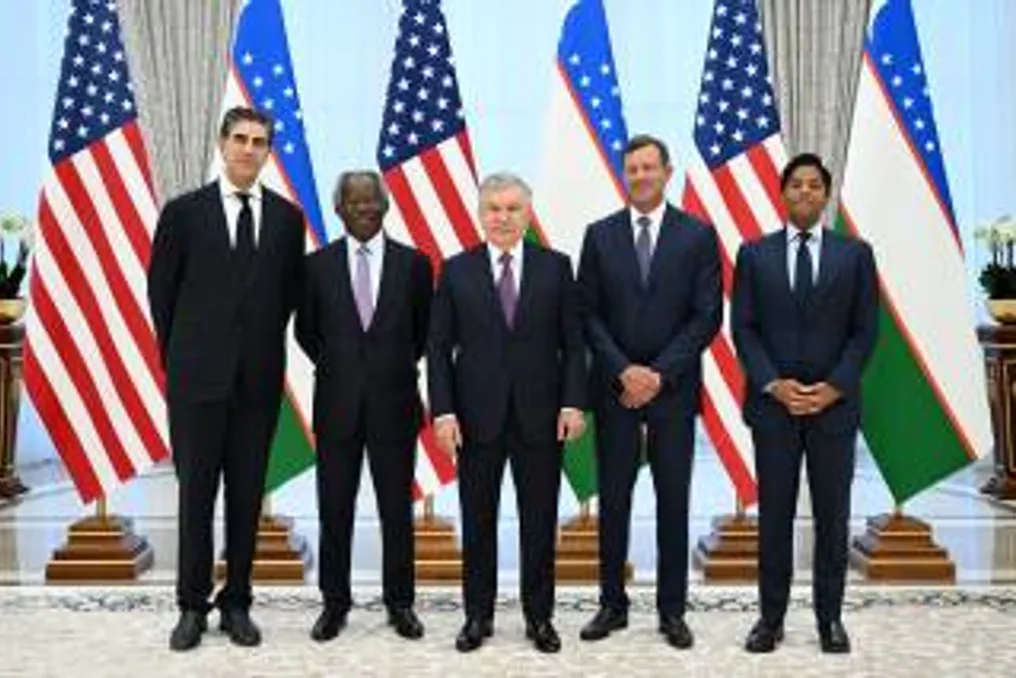 Presidente do Uzbequistão define áreas prioritárias de cooperação com a BlackRock dos EUA