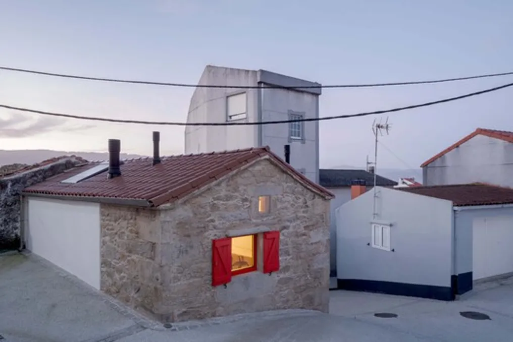 Cormelada'dagi 90 m² maydonli mulkni tiklash 2025 yilga mo'ljallangan