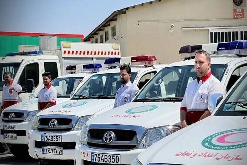 Crescente Iraniana envia grupos de ajuda ao Iraque para os funerais do Líder falecido