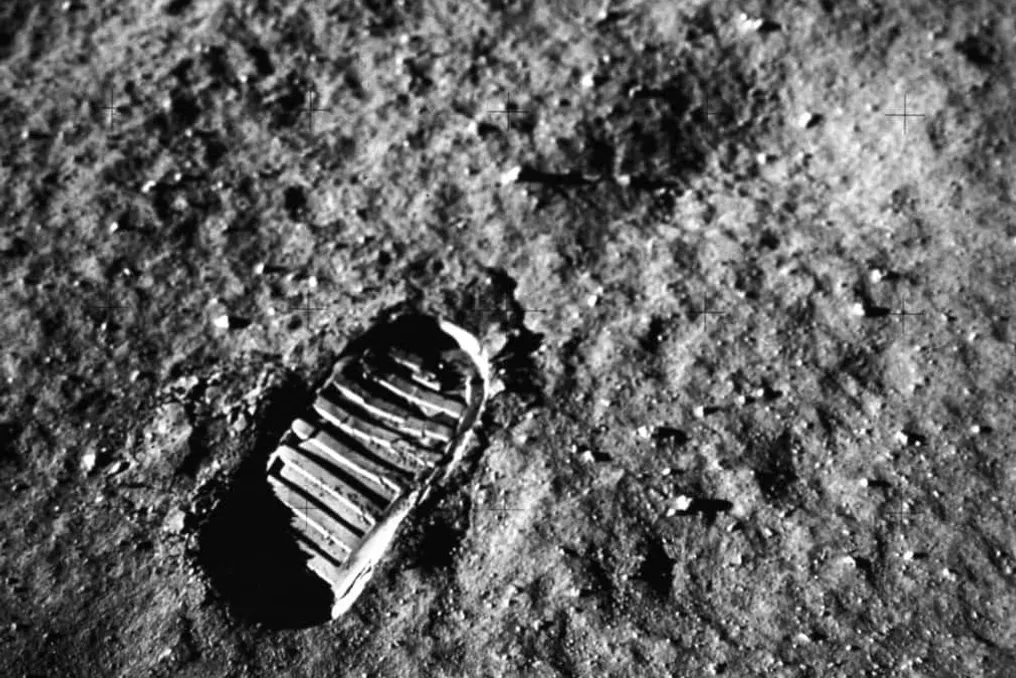Pesquisadores desenvolveram material alternativo ao cimento para construção de bases lunares