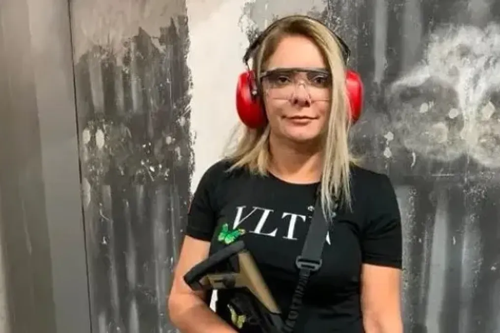 Bolsonaro's ex-wife saw bank accounts blocked due to unpaid debt