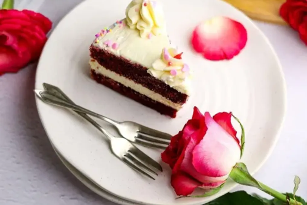 Red Velvet Cake Recipe with Cream Cheese Frosting