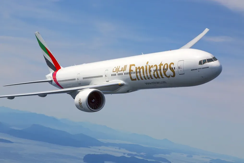 Emirates oferece aos passageiros indianos a opção de pagar passagens aéreas em parcelas mensais
