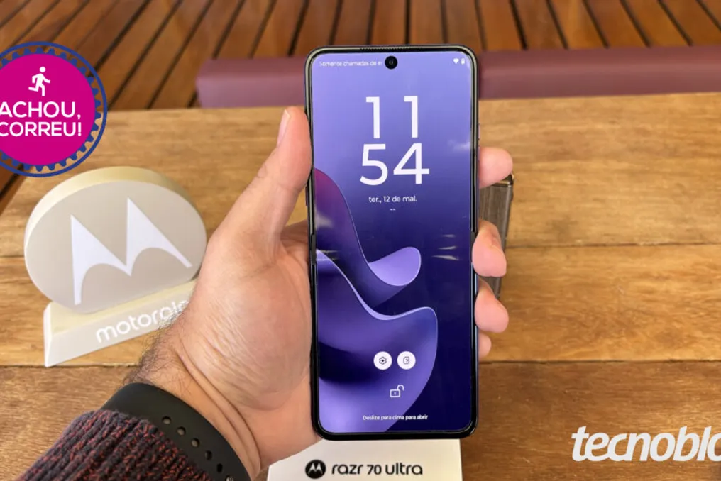 Motorola Razr 70 Ultra está disponível com cupom de R$ 3.000 e parcelamento em até 10 vezes sem juros