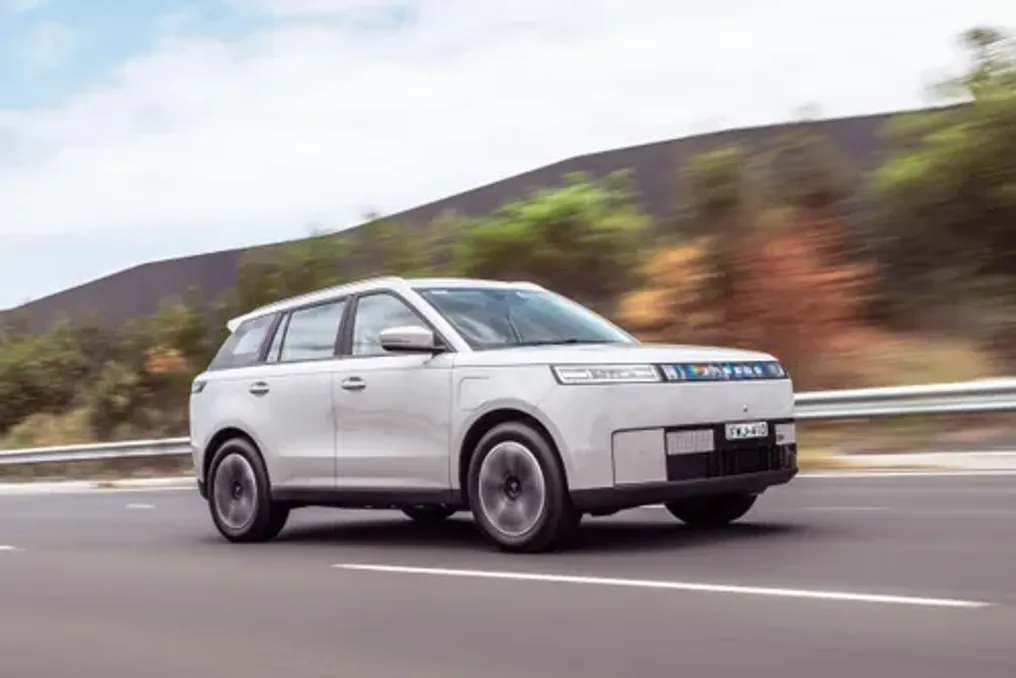 JAECOO J5 BEV поступил на рынок Южной Африки как первая полностью электрическая модель бренда