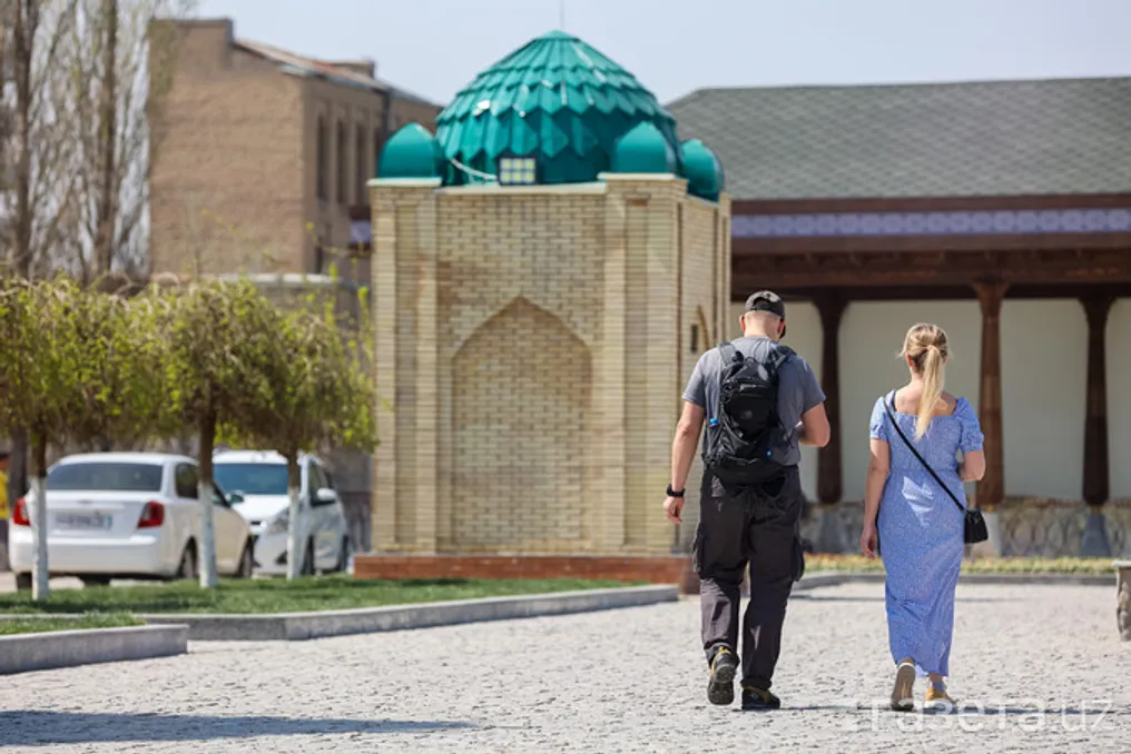 Operadoras de turismo estrangeiras deverão vender pacotes turísticos aos cidadãos do Uzbequistão apenas através de parceiros locais