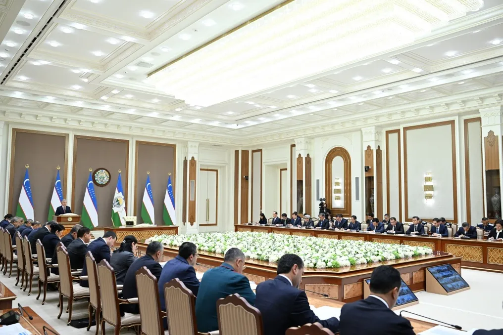 Mirziyoyev fuqarolarning hayotini yaxshilash uchun O‘zbekistonga 10% gacha iqtisodiy o‘sish kerakligini ta'kidladi