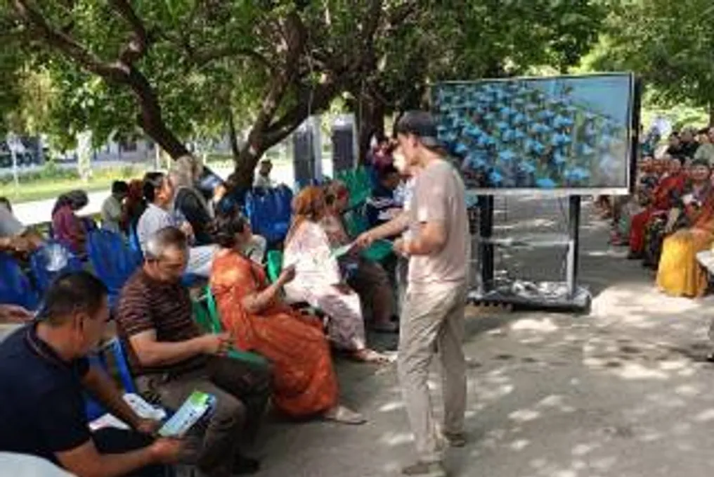 बुलगुसी के छात्र संस्थान में प्रवेश लेने वालों को विस्तृत जानकारी प्रदान की जाती है