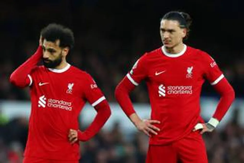 Fabrizio Romano states Besiktas is not negotiating with Darwin Núñez and Mohamed Salah
