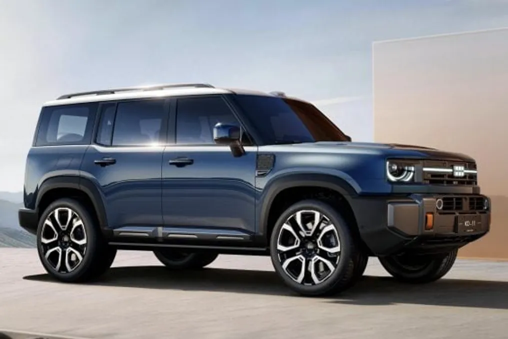 Geely выпустила Galaxy Cruiser 700, квадратный внедорожник мощностью 1128 л.с. и тремя электродвигателями