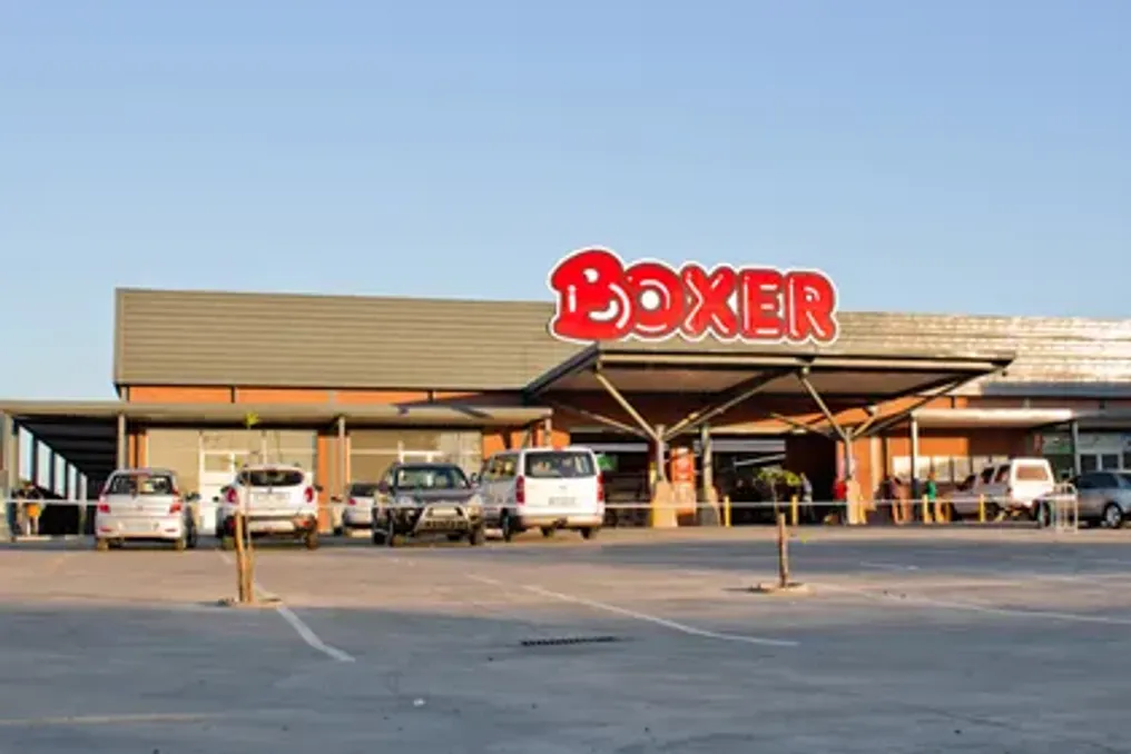 Boxer Retail share price falls amid trading margin stagnation