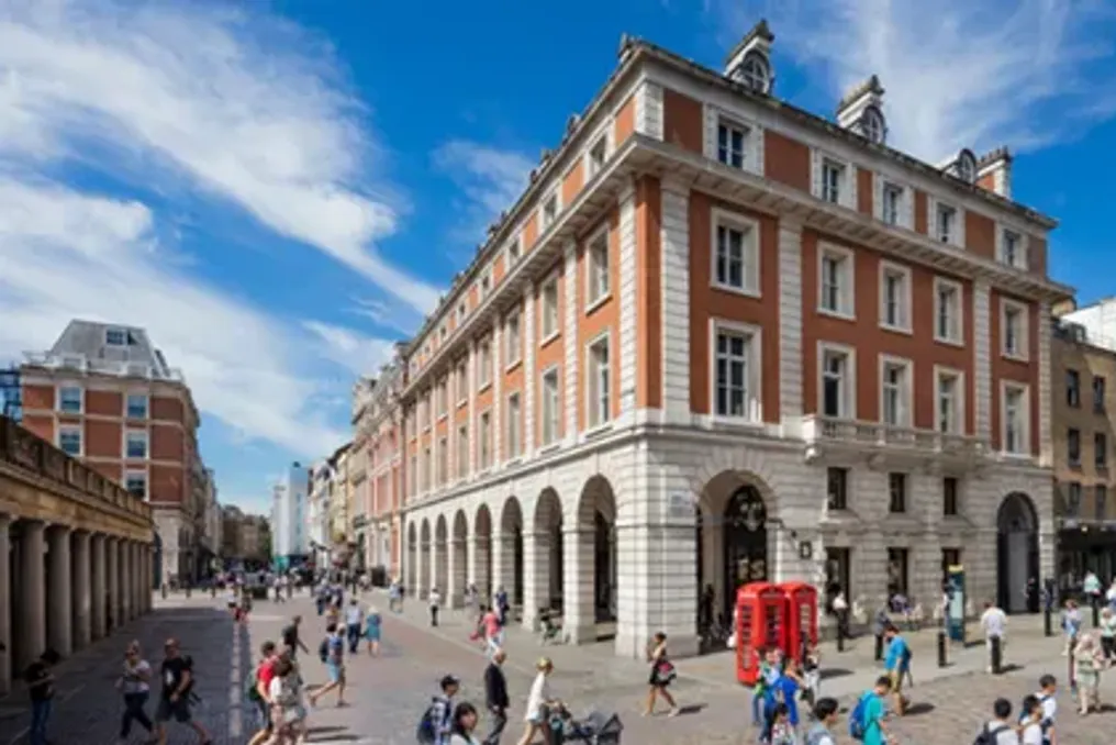 Shaftesbury Capital reporta forte rentabilidade do portfólio imobiliário em West End de Londres