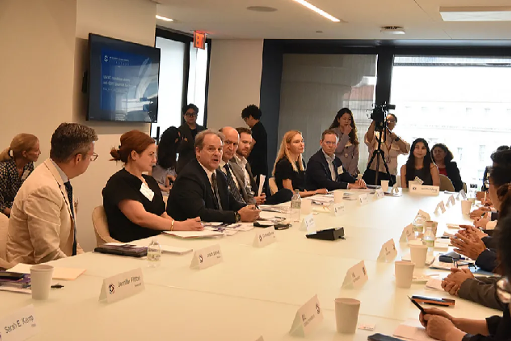 Presidente do USCBC afirma que empresas americanas reconhecem os pontos fortes econômicos e inovadores da China