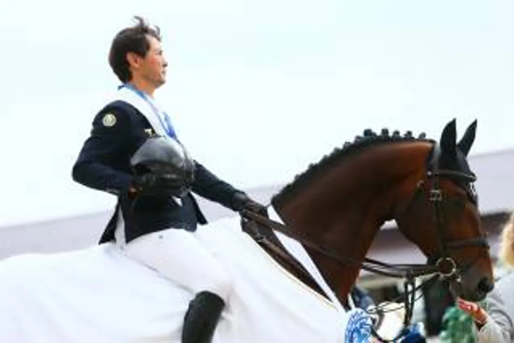 Khurshidbek Alimzhanov conquistou medalha de prata no torneio internacional «Horseka Cup»
