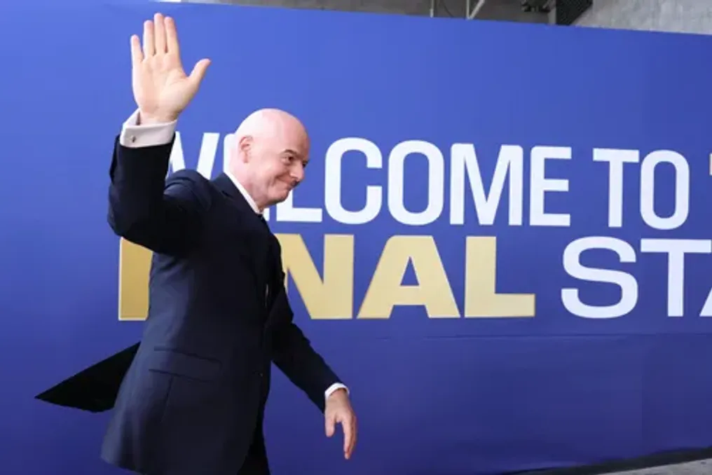 FIFA investorlarni jalb qilish rejasi muvaffaqiyatsizligi Gianni Infantino prezidentligiga xavf solmoqda