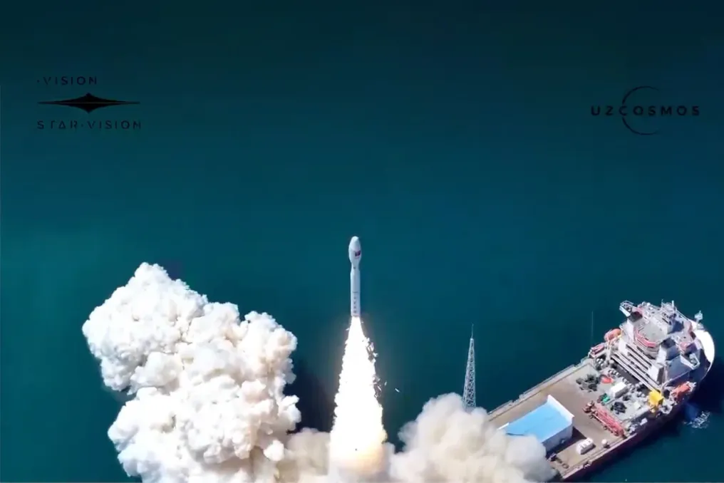Узбекистан запустил спутник Samarkand-2028 с искусственным интеллектом