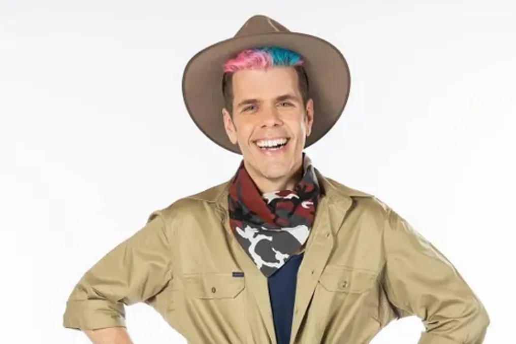 Perez Hilton oʻzini shikastlantirish haqidagi deb taxmin qilinayotgan tirugʻi natijasida shifoxonaga yuborildi, bu favqulodda reaksiyani keltirib chiqardi