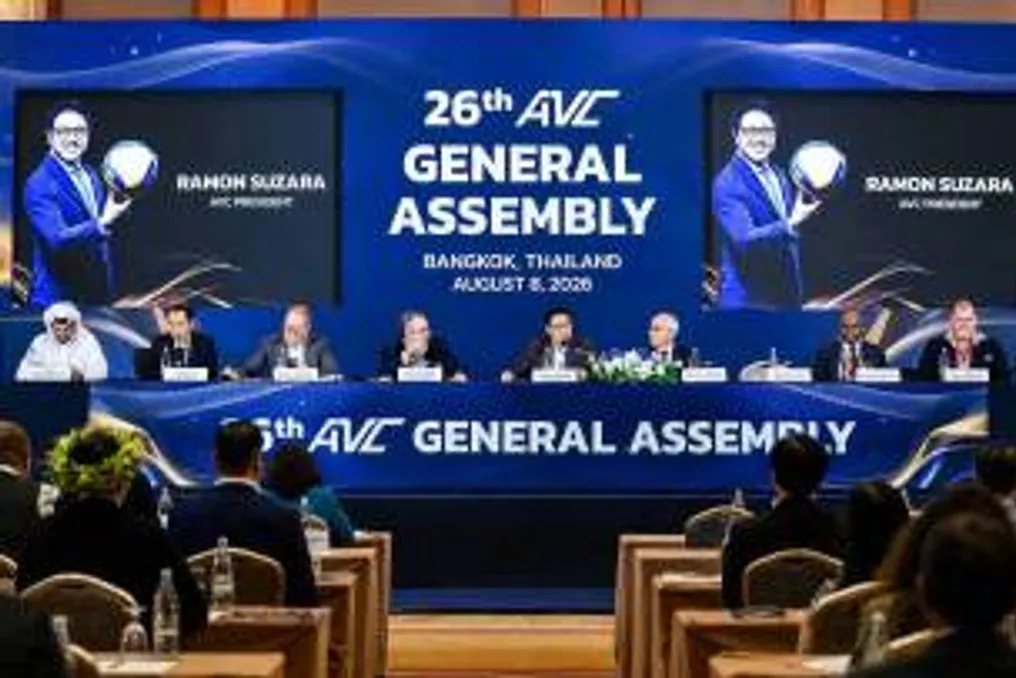 Representantes da Federação de Voleibol do Uzbequistão participaram da Assembleia Geral da AVC