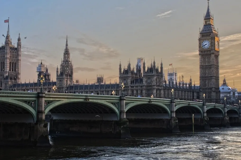 London aholisi kamaymoqda: odamlar arzon uy-joy yetishmasligi sababli shaharni tark etmoqda