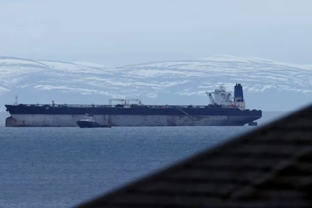 US Sold Two Tankers Confiscated from Venezuela to Scrap in India