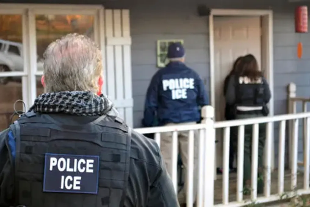 Процедура задержания граждан Южной Африки агентами ICE в США