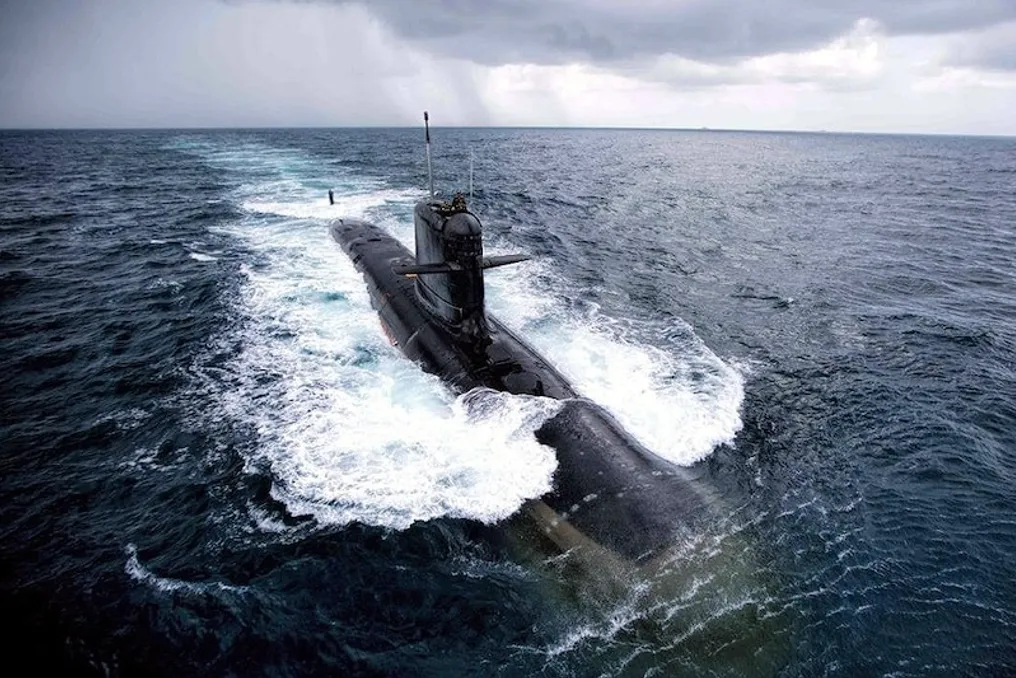 India to purchase six submarines from Germany, which should reduce the threat from China at sea