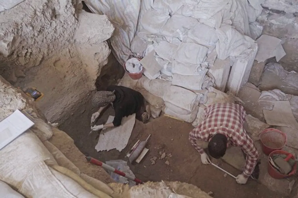 Arqueólogos retomam escavações na caverna Kale-Kord, um importante sítio paleolítico