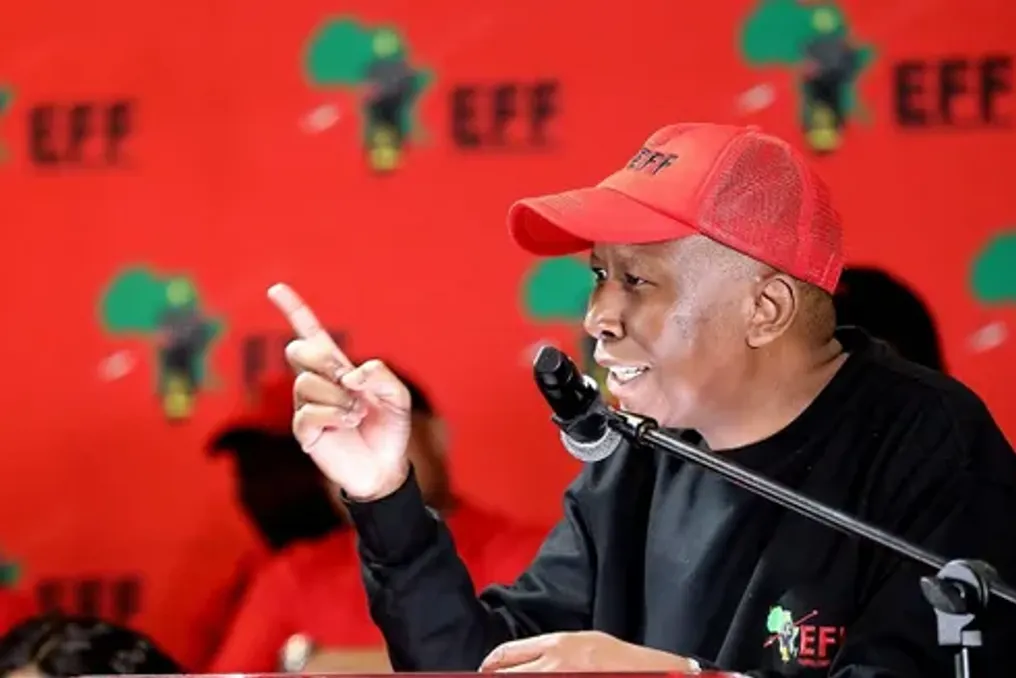 Yulius Malema EFF boshqaruvida SASSA stipendiya oluvchilari uchun bepul asosiy xizmatlarni vaʼda qilmoqda