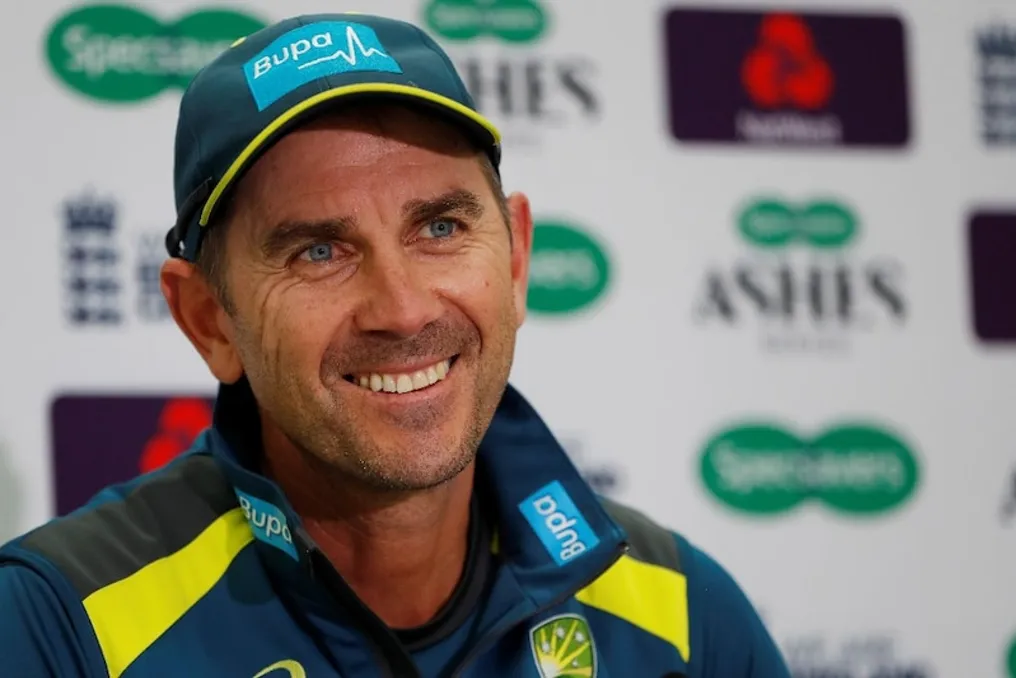 Avstraliya futbolchisi Justin Langer Angliya murabbiyi boʻlsa, ajrashish haqida hazil qildi