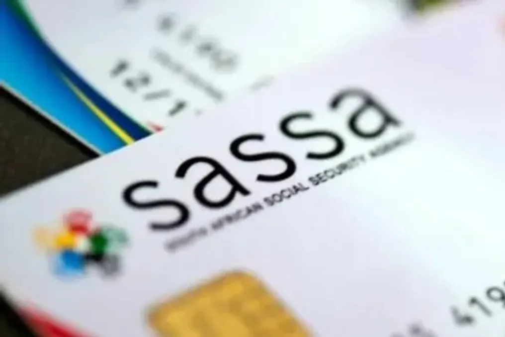 Postbank pede aos detentores de cartões dourados SASSA que migrem para cartões pretos até 31 de agosto