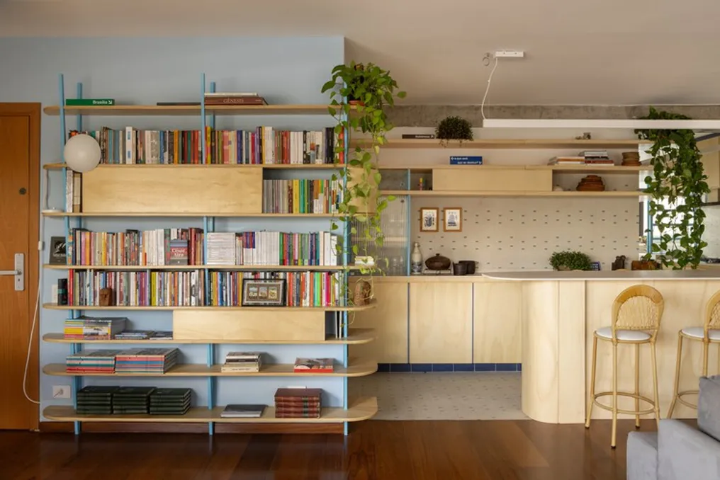 Reforma do Apartamento João Moura pela Margem Arquitetos foca em flexibilidade de uso