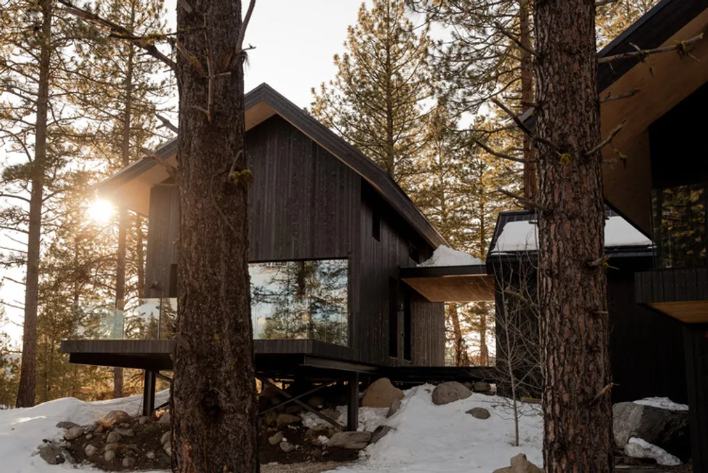 Проект The Overlook House: Высокоэффективное убежище из инженерной древесины в Айдахо