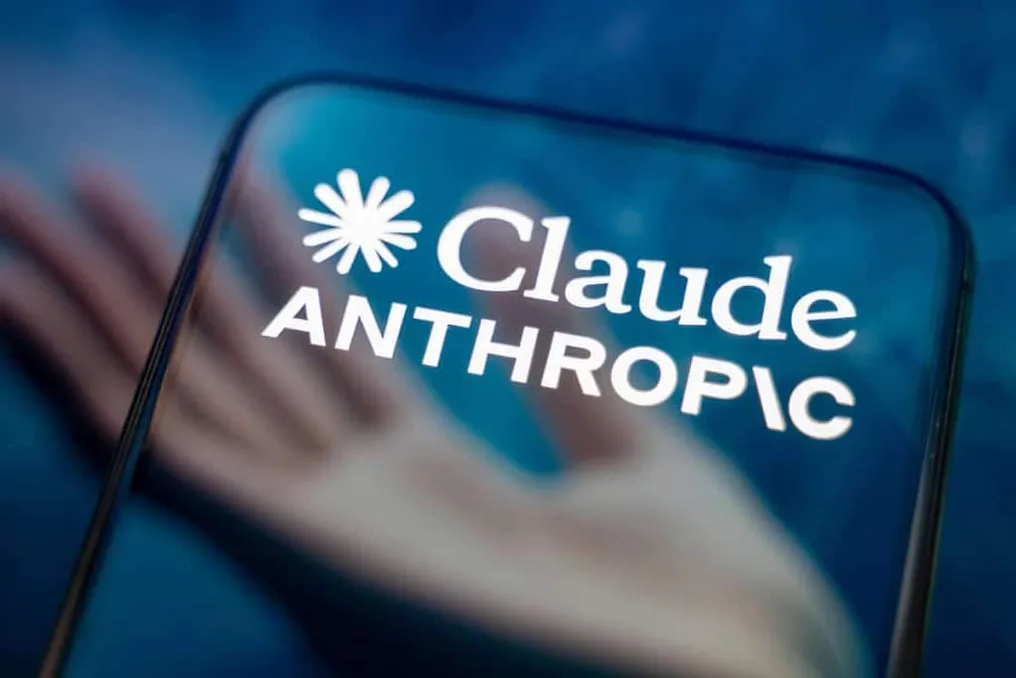 Anthropic унифицировала интерфейс Claude, интегрировав чат и выполнение задач