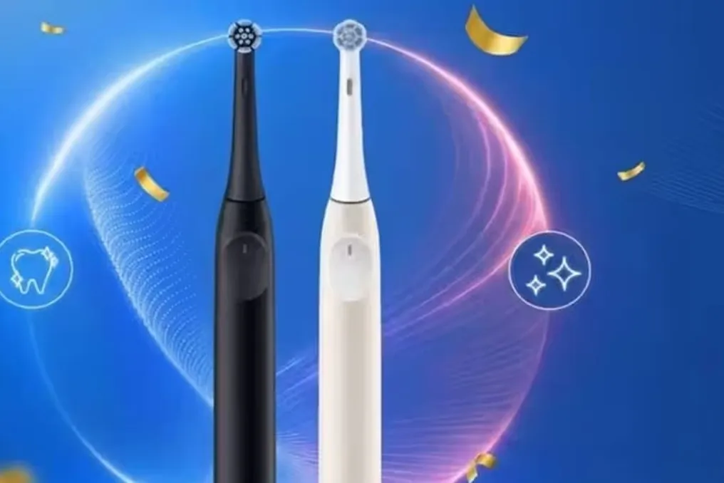 Oral-B lança nova escova de dentes elétrica iO2 com três modos e sensor de pressão