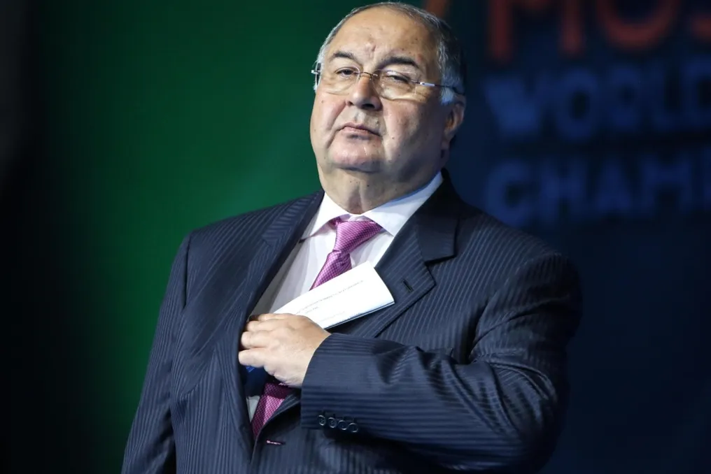 Yevropa Ittifoqi elchilari mamlakatlar aʼzolarining qarshilik bildirmasligi sharti bilan Alisher Usmanov va Mikhail Fridmanga nisbatan sanksiyalarni bekor qilishni kelishib oldi