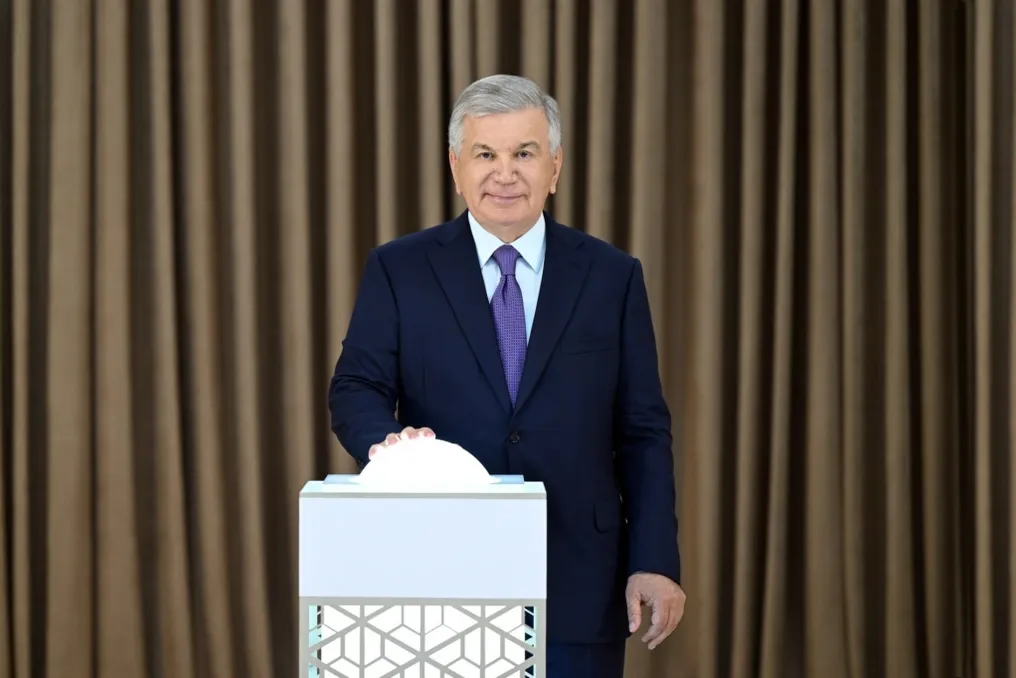 Shavkat Mirziyoyev Andijon viloyati boʻyicha 200 dan ortiq investitsion loyihalarni ishga tushirdi