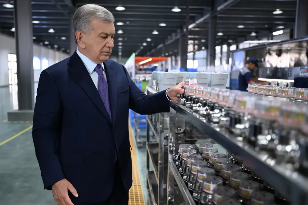 Mirziyoyev inspected the production of smart water meters in Andijan