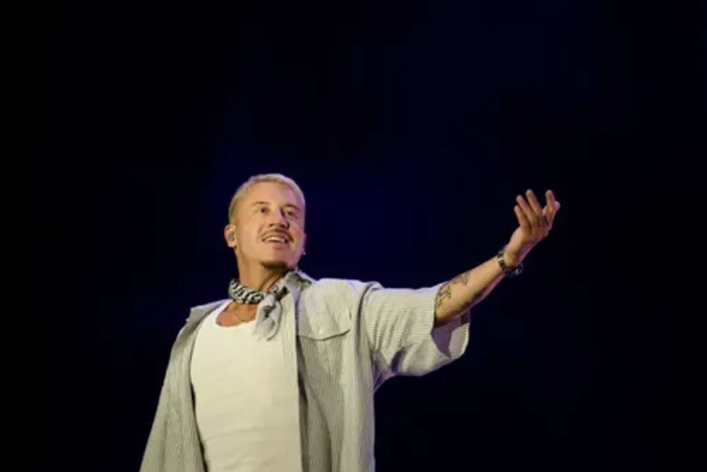 Meklomor Ed Sheeran turni scandali dan soʻng Yevropada xayriya konsertlarini eʼlon qildi