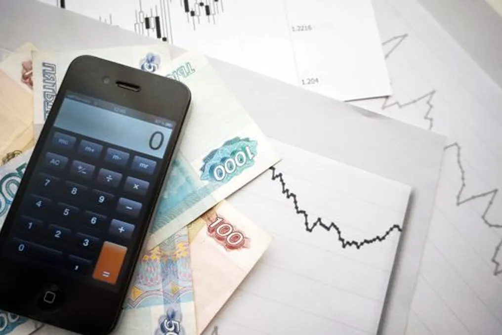 EOII: Rússia lidera em salário médio ($1431), Quirguistão mostra o crescimento mais rápido