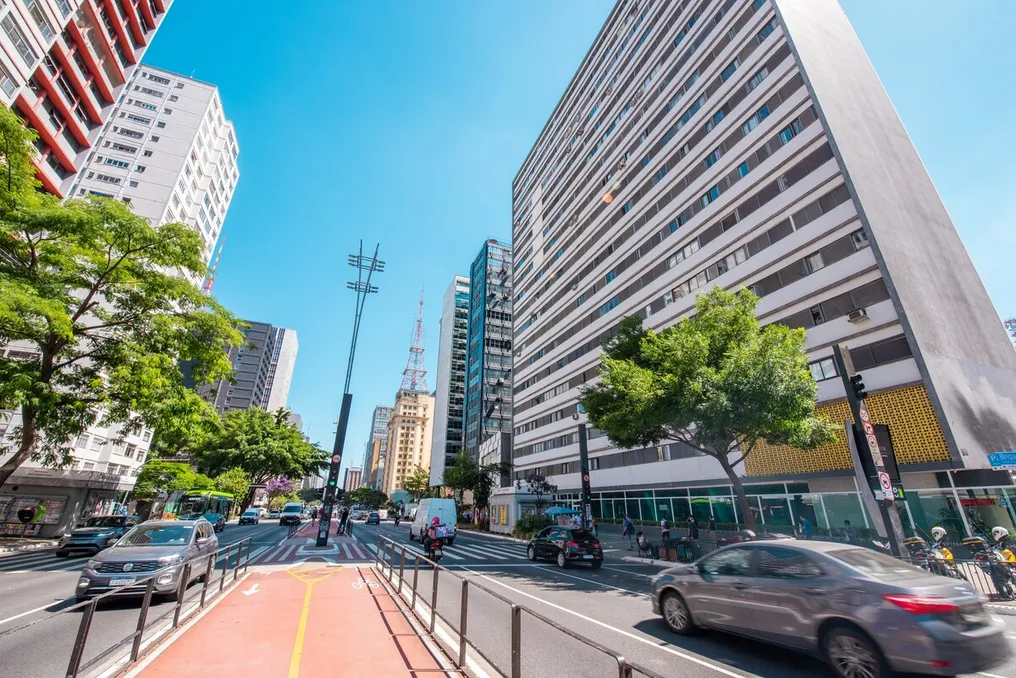 Apartamentos e estúdios disponíveis para aluguel no Airbnb na Avenida Paulista, São Paulo