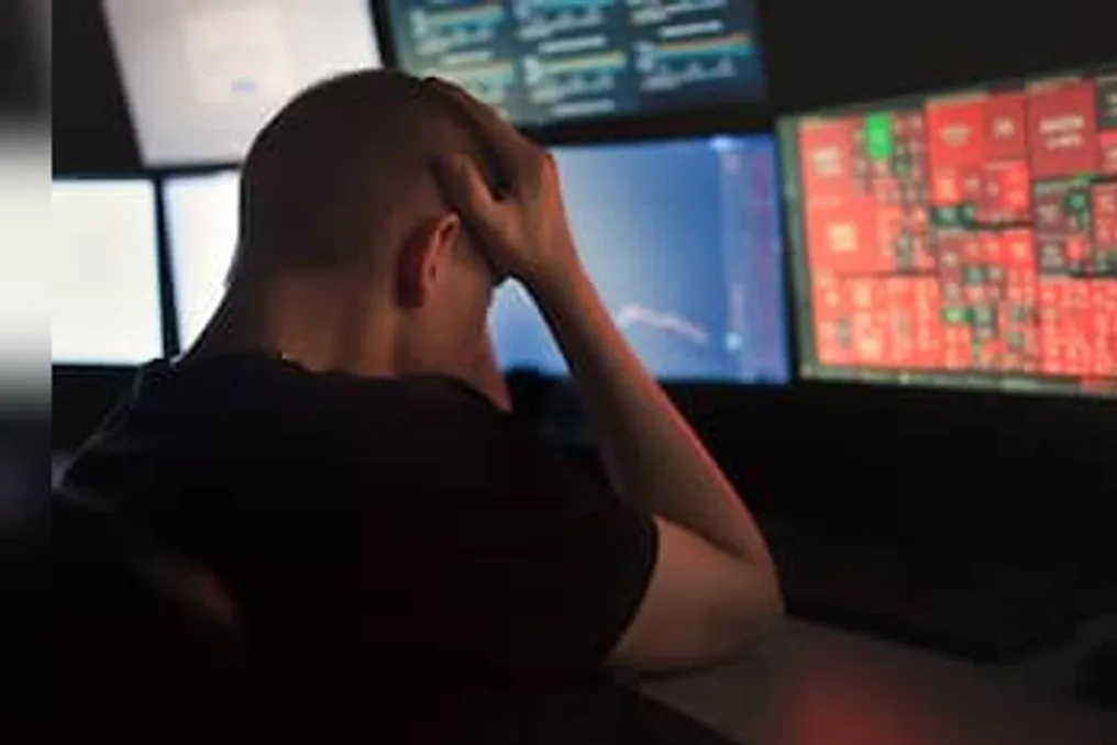 Índices indianos Sensex e Nifty caem em meio ao aumento dos preços do petróleo e à tensão geopolítica