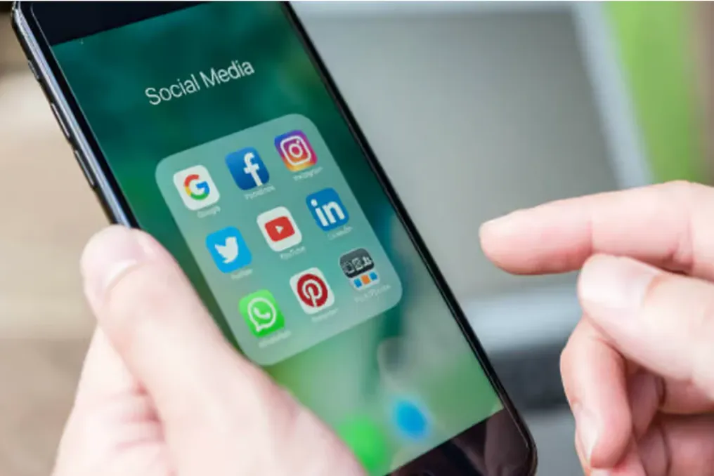 Ekspertlar AQSh foydalanuvchilari WhatsApp va Telegramdagi soxta havolalar bilan bogʻliq xatarlarni ogohlantirishmoqda