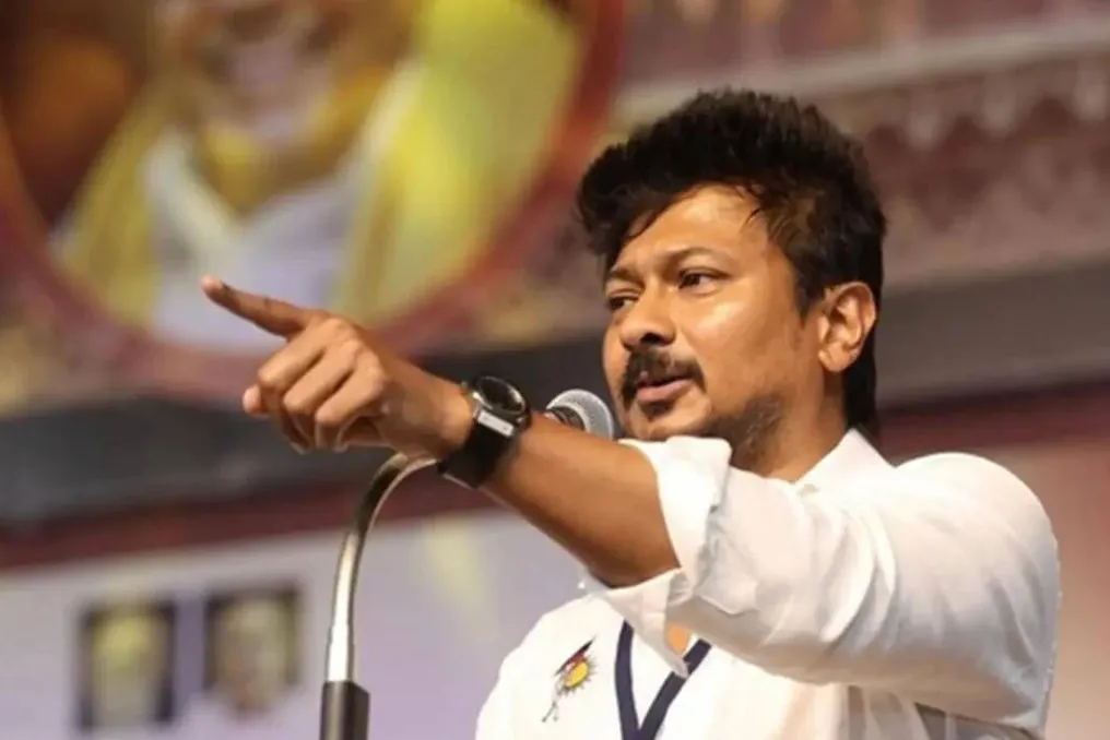 Ministro de Tamil Nadu, Aadhhav Arjuna, critica DMK após eleições distritais
