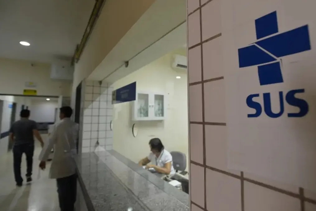 SUS oferece serviços gratuitos de saúde para viajantes, incluindo consultas, exames e vacinação